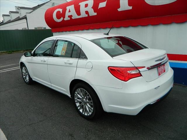 Chrysler 200 2012 photo 2