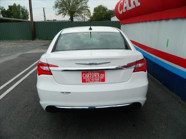 Chrysler 200 2012 photo 3