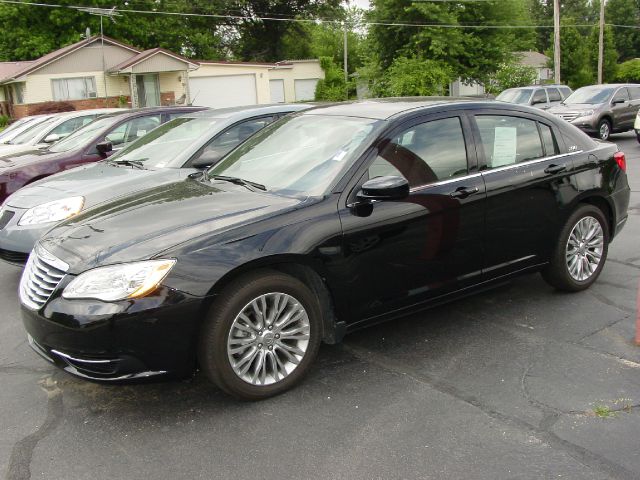 Chrysler 200 2012 photo 3