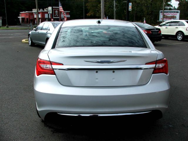 Chrysler 200 2012 photo 3