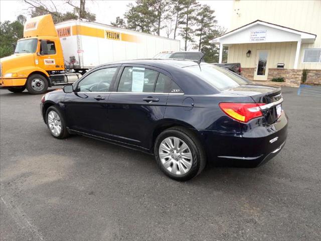 Chrysler 200 Elk Conversion Van Sedan