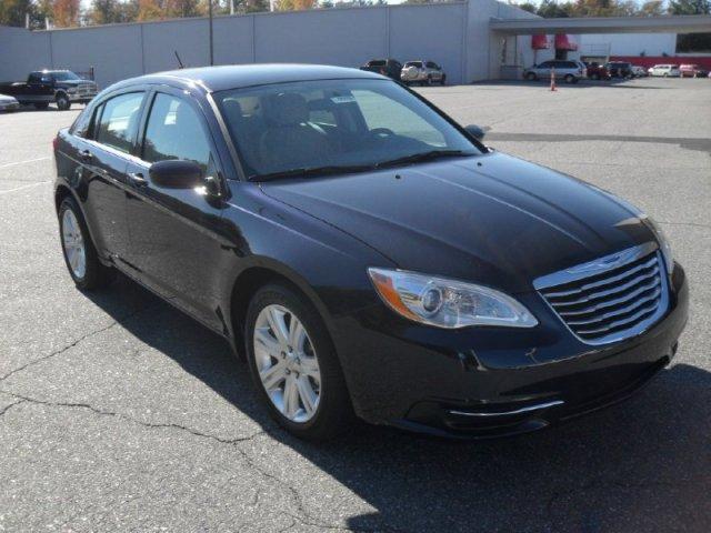 Chrysler 200 2012 photo 5
