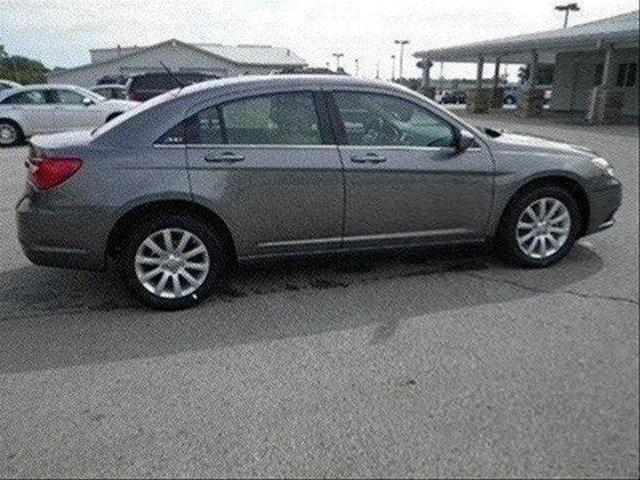 Chrysler 200 2012 photo 4