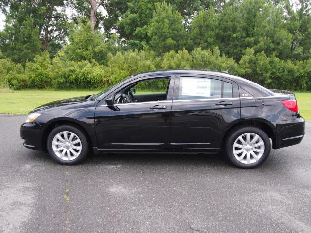 Chrysler 200 2013 photo 3