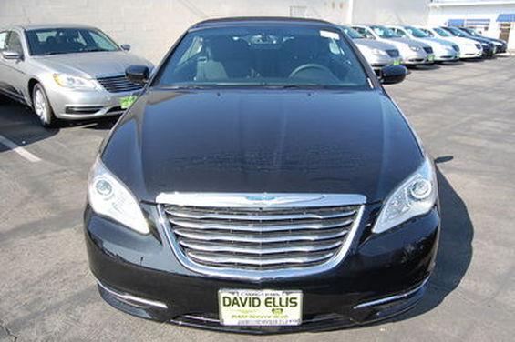 Chrysler 200 2013 photo 3