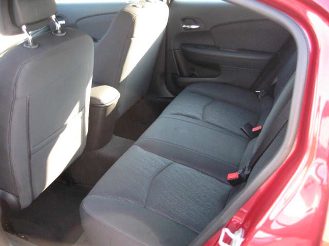 Chrysler 200 2013 photo 1