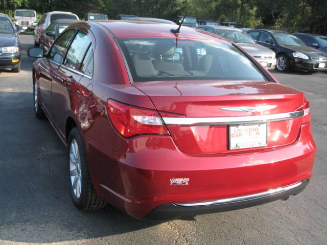 Chrysler 200 2013 photo 4