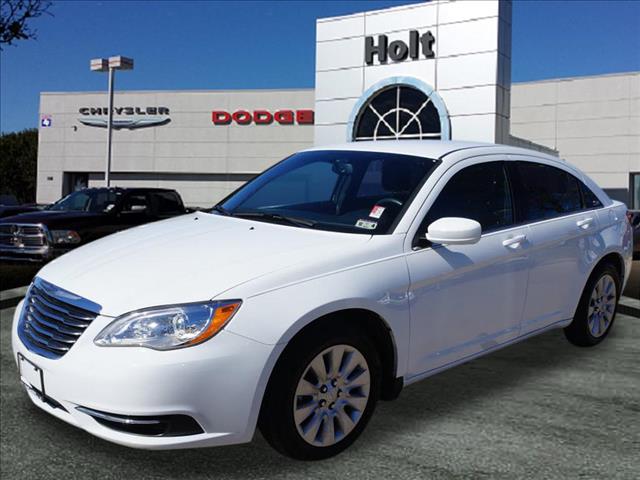 Chrysler 200 2013 photo 4