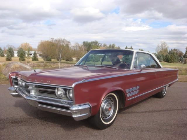Chrysler 300 1966 photo 1