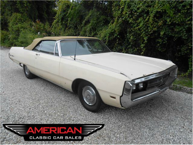 Chrysler 300 1969 photo 3