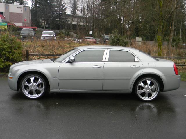 Chrysler 300 2005 photo 1