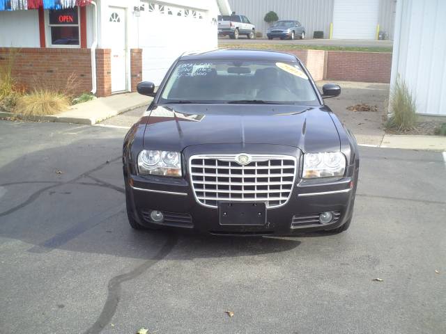 Chrysler 300 2005 photo 1