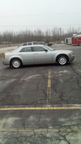 Chrysler 300 2005 photo 1