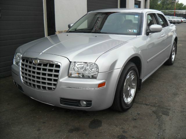 Chrysler 300 SLT 25 Sedan