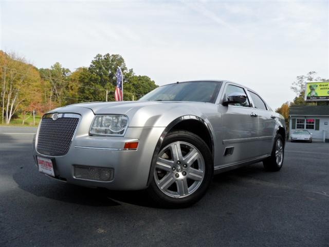Chrysler 300 SLT 25 Sedan