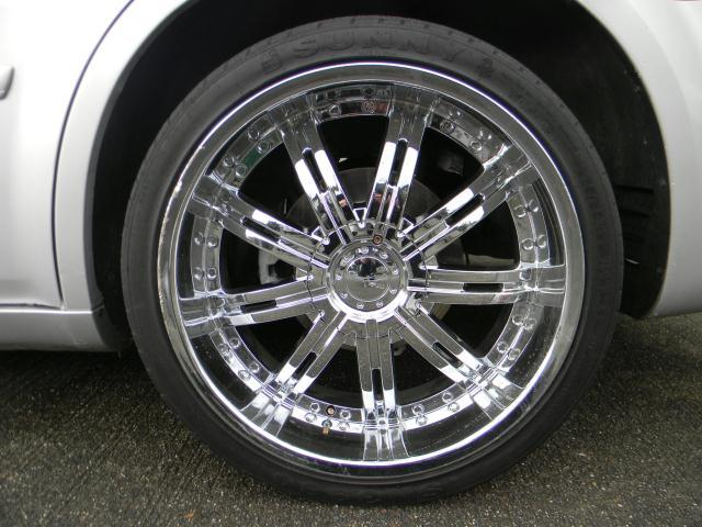 Chrysler 300 2005 photo 3