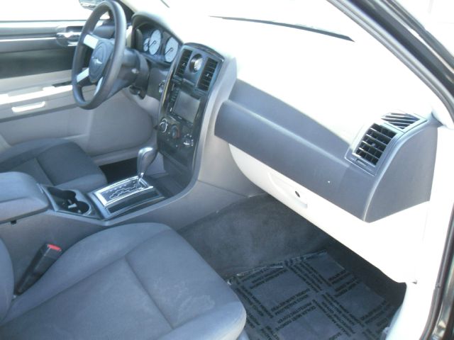 Chrysler 300 2005 photo 1