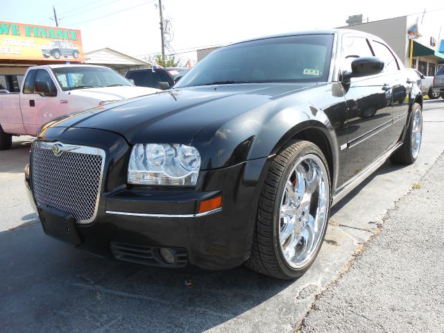 Chrysler 300 2005 photo 3