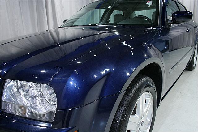 Chrysler 300 2005 photo 3
