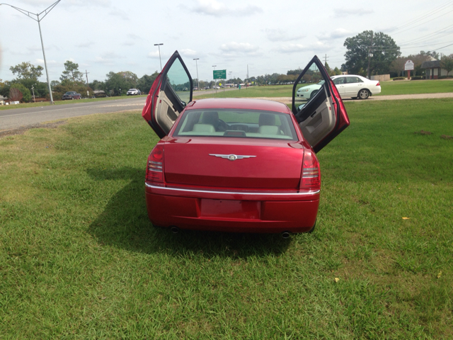 Chrysler 300 Regular Cab Sedan