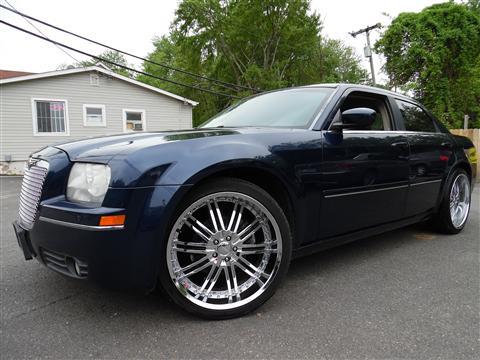 Chrysler 300 2005 photo 1