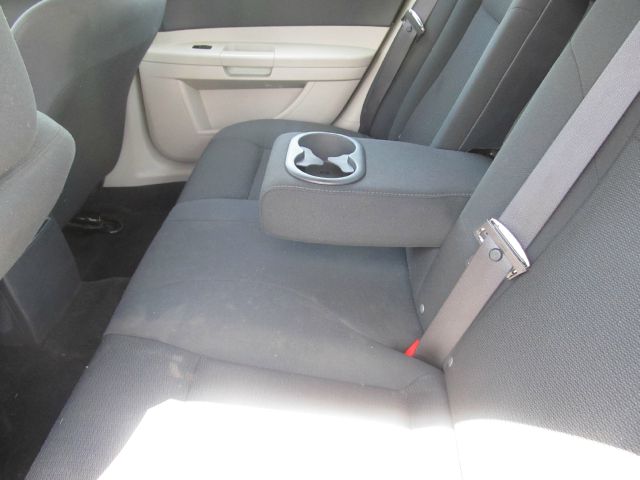 Chrysler 300 2005 photo 12