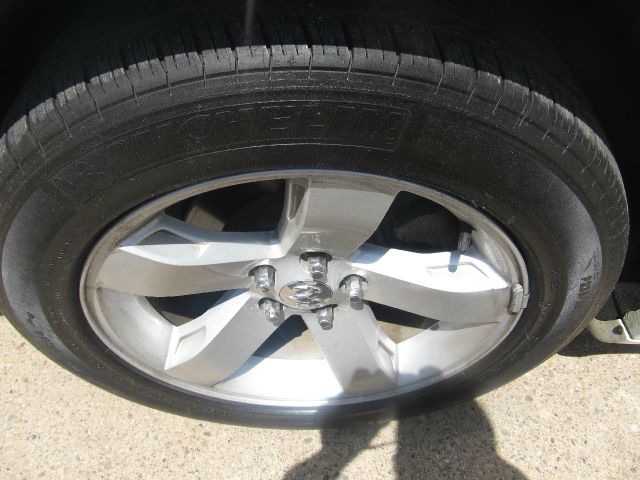 Chrysler 300 2005 photo 6