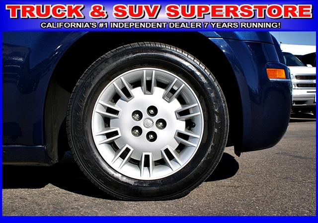 Chrysler 300 2005 photo 5