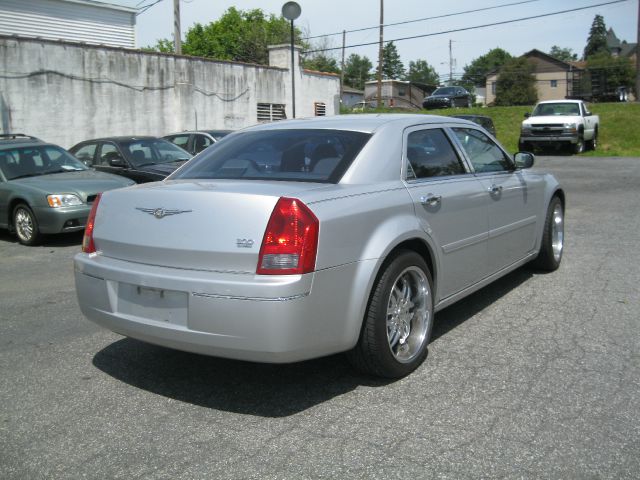 Chrysler 300 2005 photo 0