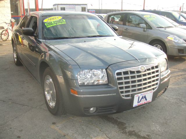 Chrysler 300 2005 photo 1