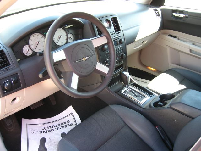 Chrysler 300 2005 photo 1