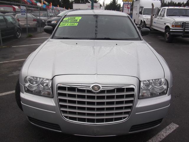 Chrysler 300 2005 photo 1