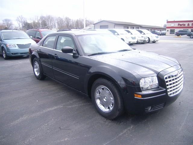 Chrysler 300 2005 photo 5