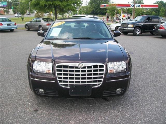 Chrysler 300 2005 photo 4