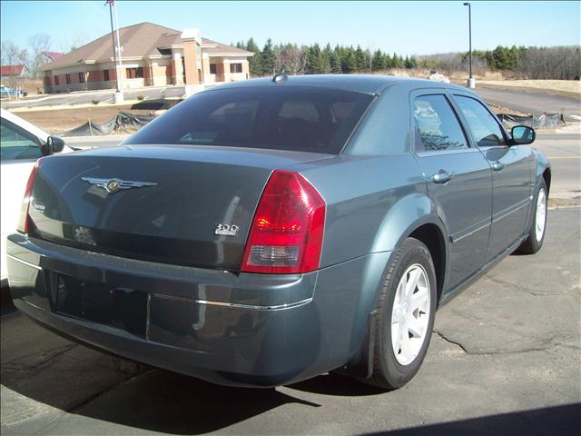 Chrysler 300 2005 photo 0