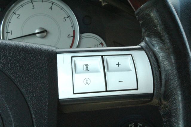 Chrysler 300 2005 photo 34