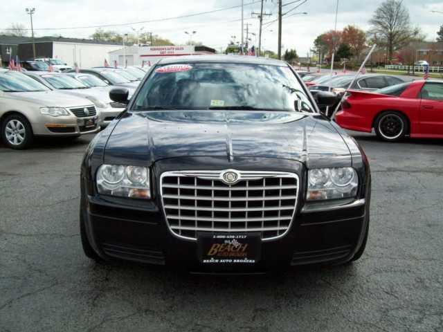 Chrysler 300 2005 photo 4