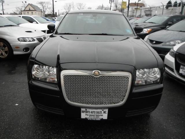 Chrysler 300 2005 photo 1
