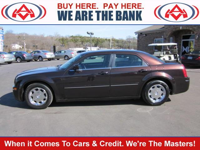 Chrysler 300 2005 photo 1