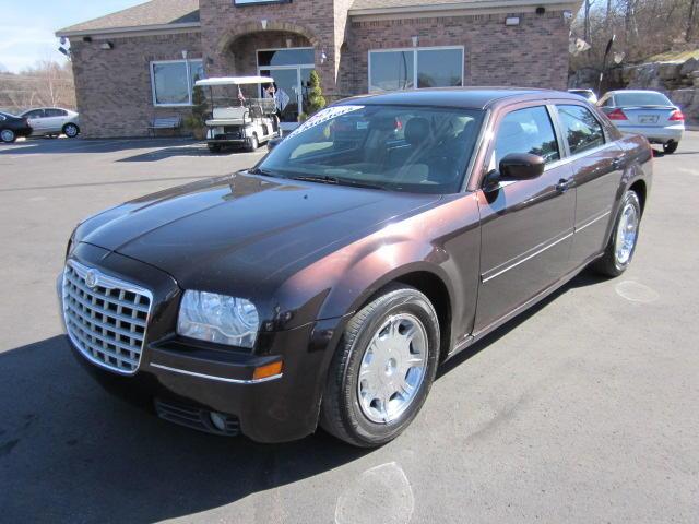 Chrysler 300 ES V6 Special Edition Sedan