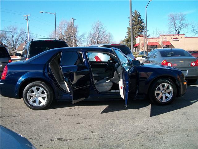 Chrysler 300 2005 photo 5