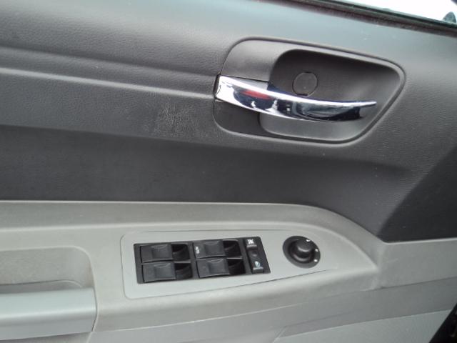 Chrysler 300 2005 photo 4