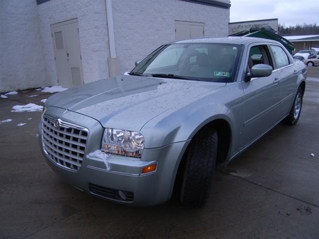 Chrysler 300 2005 photo 5