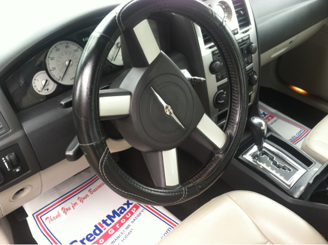 Chrysler 300 2005 photo 4