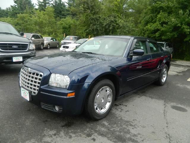 Chrysler 300 2005 photo 4