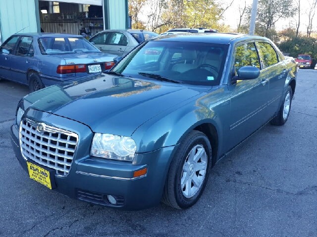 Chrysler 300 2005 photo 1