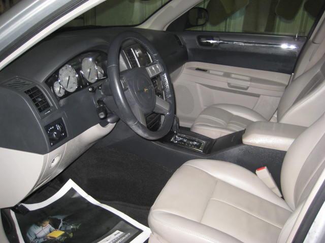 Chrysler 300 2005 photo 4