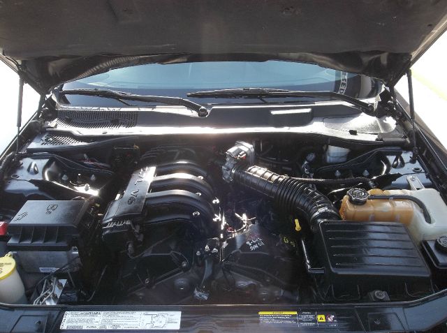 Chrysler 300 2005 photo 11