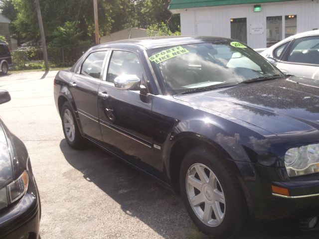 Chrysler 300 2005 photo 3