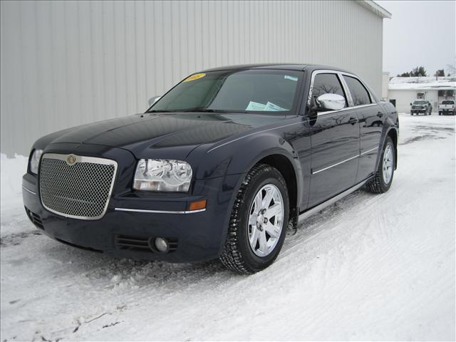 Chrysler 300 2005 photo 1